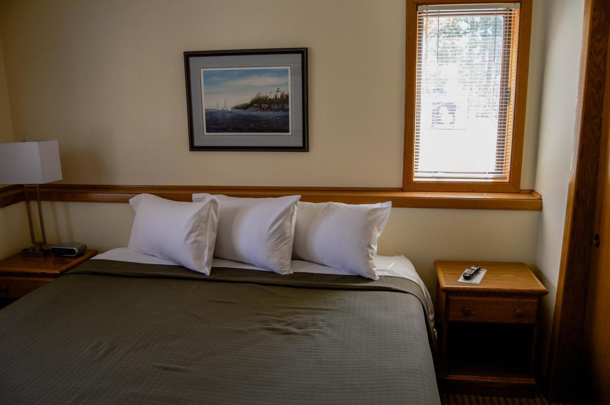 The Landing Resort Egg Harbor Room photo